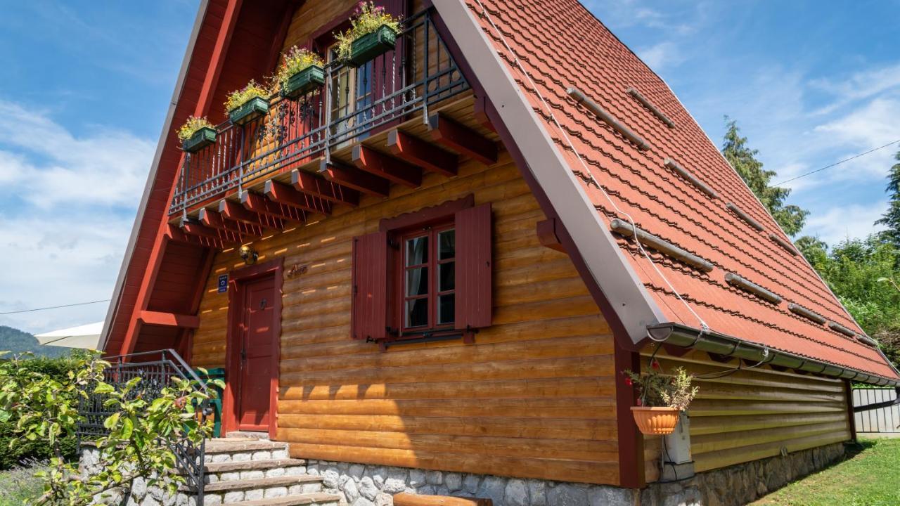 Chalets Runolist Crni Lug Exterior foto