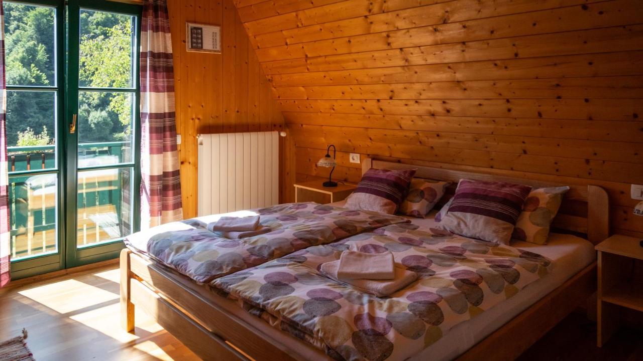 Chalets Runolist Crni Lug Exterior foto